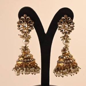 Antique Kundan Pearl Earrings