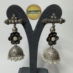 Veena Oxidized Earring