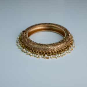 Nanda Antique Peal Openable Bangle