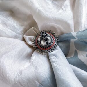 Mandavi Oxidized Ring