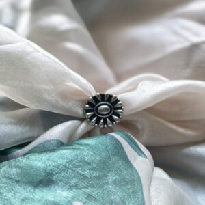 Raag Oxidized Ring