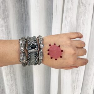 Vida Blue Openable Oxidized Bangle-1(2.4/2.6)