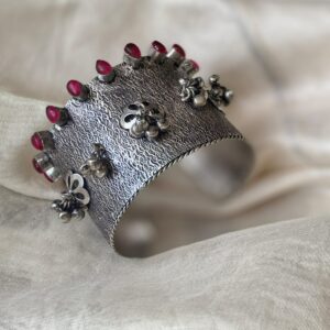 Anmol Oxidized Hand Kada-Openable