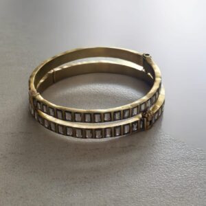 Aarzu Moissanite Sleek Bangle